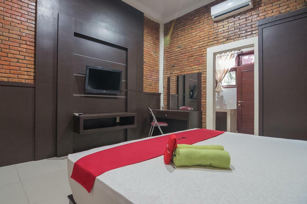 Reddoorz Plus Near Cambridge City Square 2 Medan Buitenkant foto
