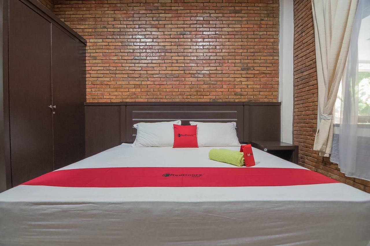 Reddoorz Plus Near Cambridge City Square 2 Medan Buitenkant foto