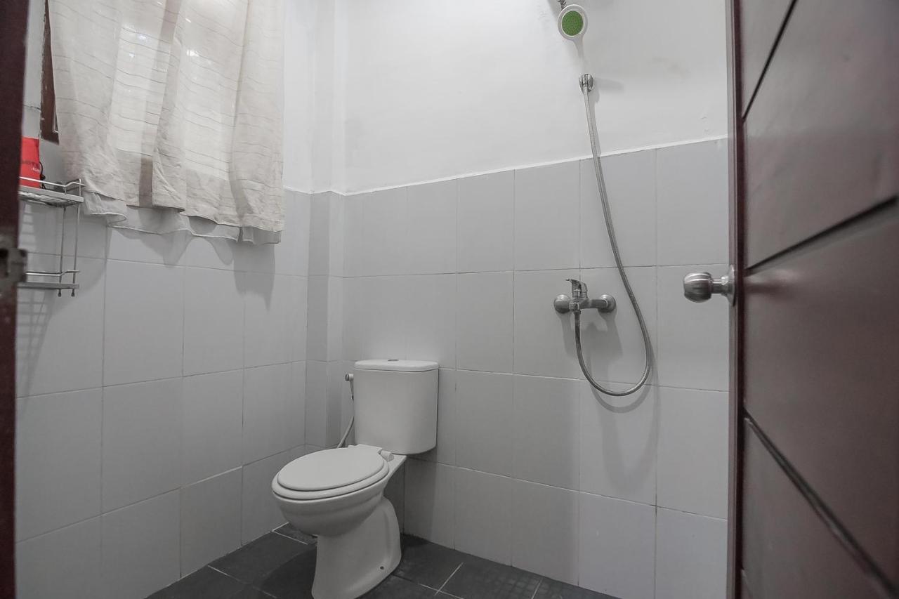 Reddoorz Plus Near Cambridge City Square 2 Medan Buitenkant foto